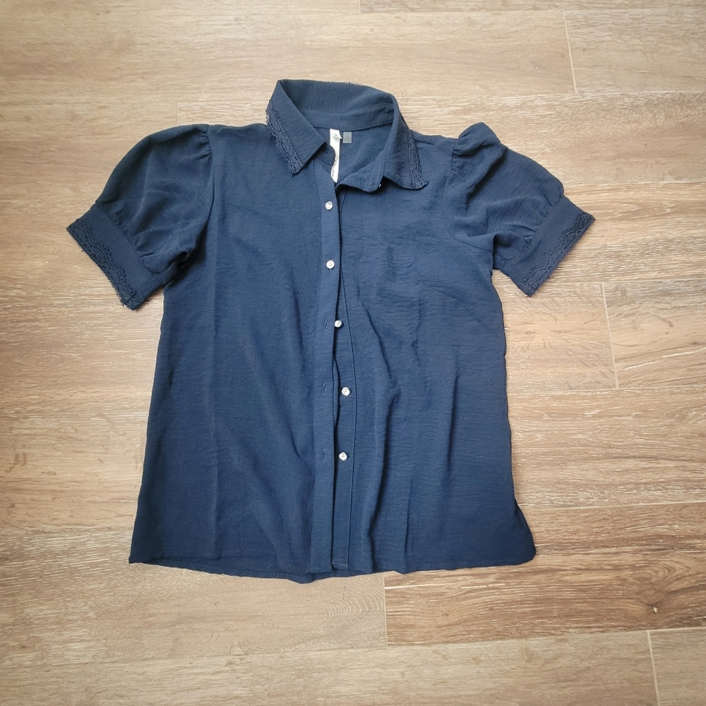 NY Collection Navy Blue Buttondown Shortsleeve Blouse, Size S